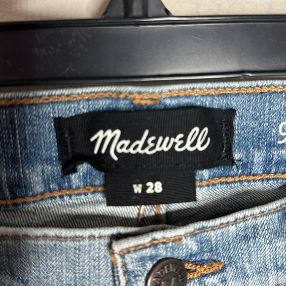 Madewell 9” denim distressed shorts size W28 - Picture 12 of 15